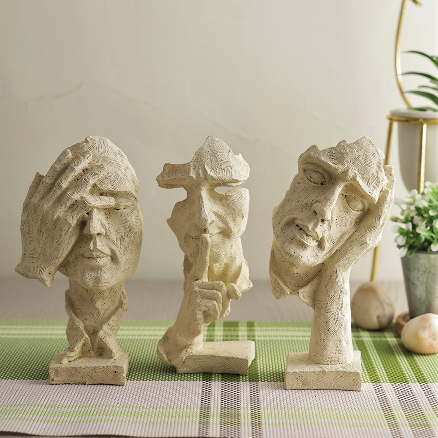 Modern Human Face Expression Decorative Showpiece Dfmas394