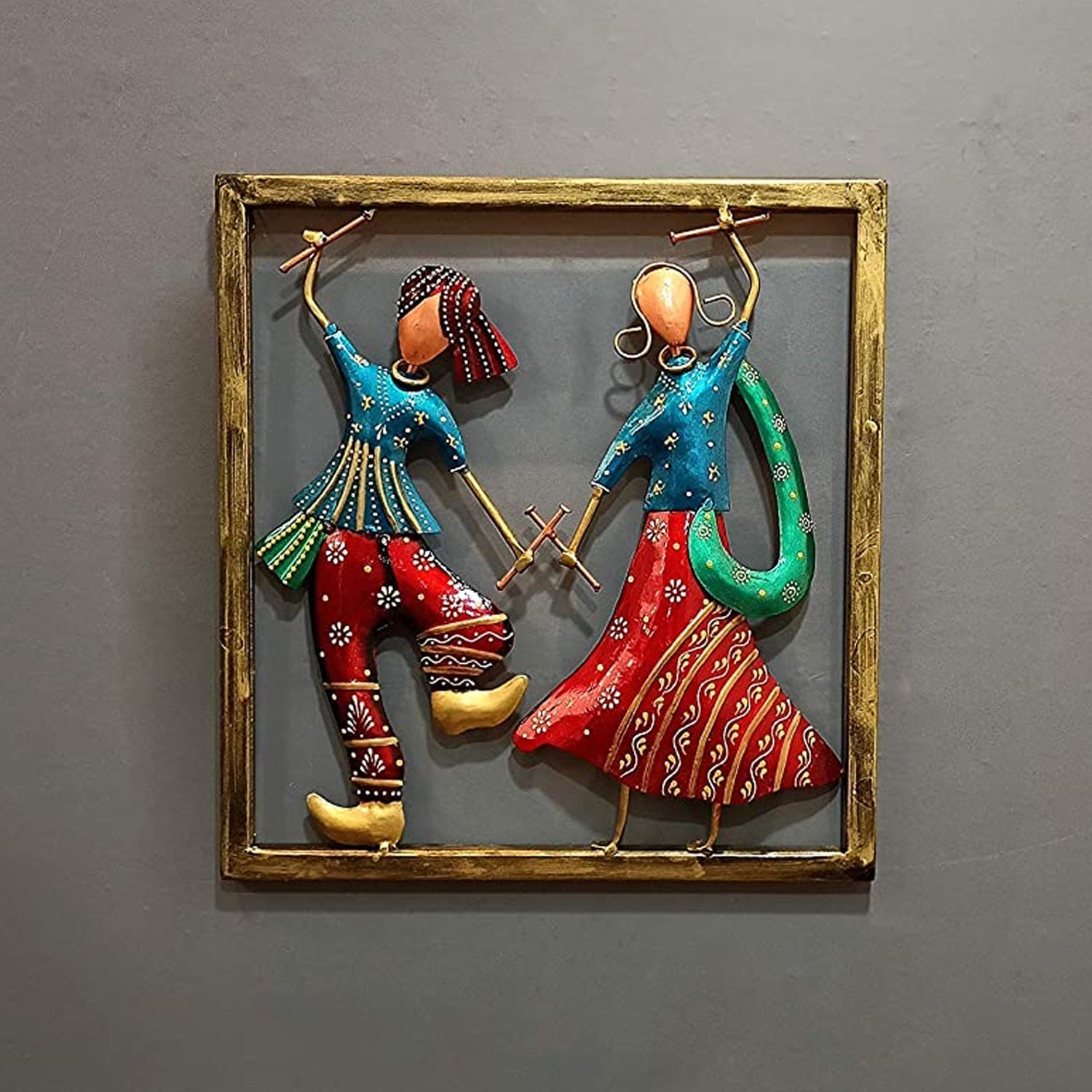 Couple Playing Dandiya Metal Wall Hanging Frame Dfmw398